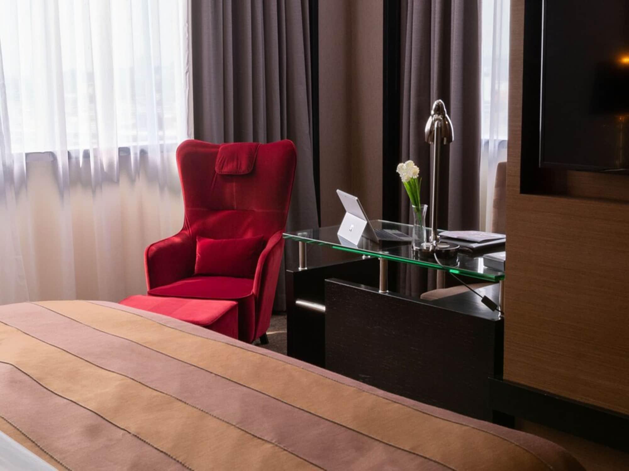 New World Suites Bintulu Exterior photo