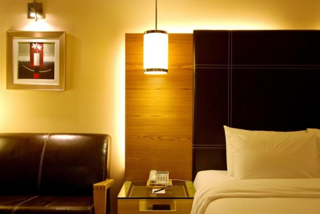 New World Suites Bintulu Exterior photo
